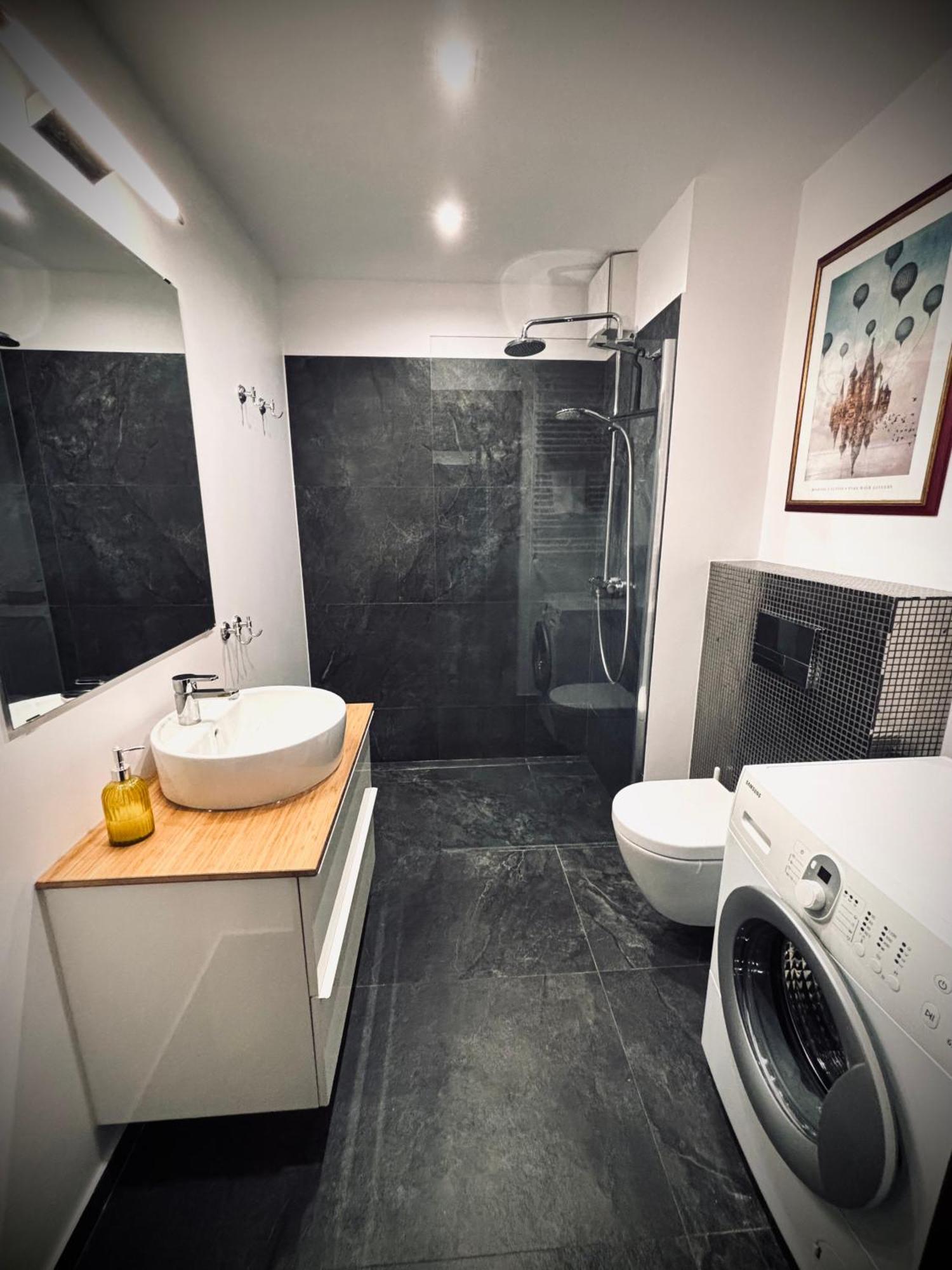 White Glove Deluxe Atlas Arena Apartment Lodz (Lodz)