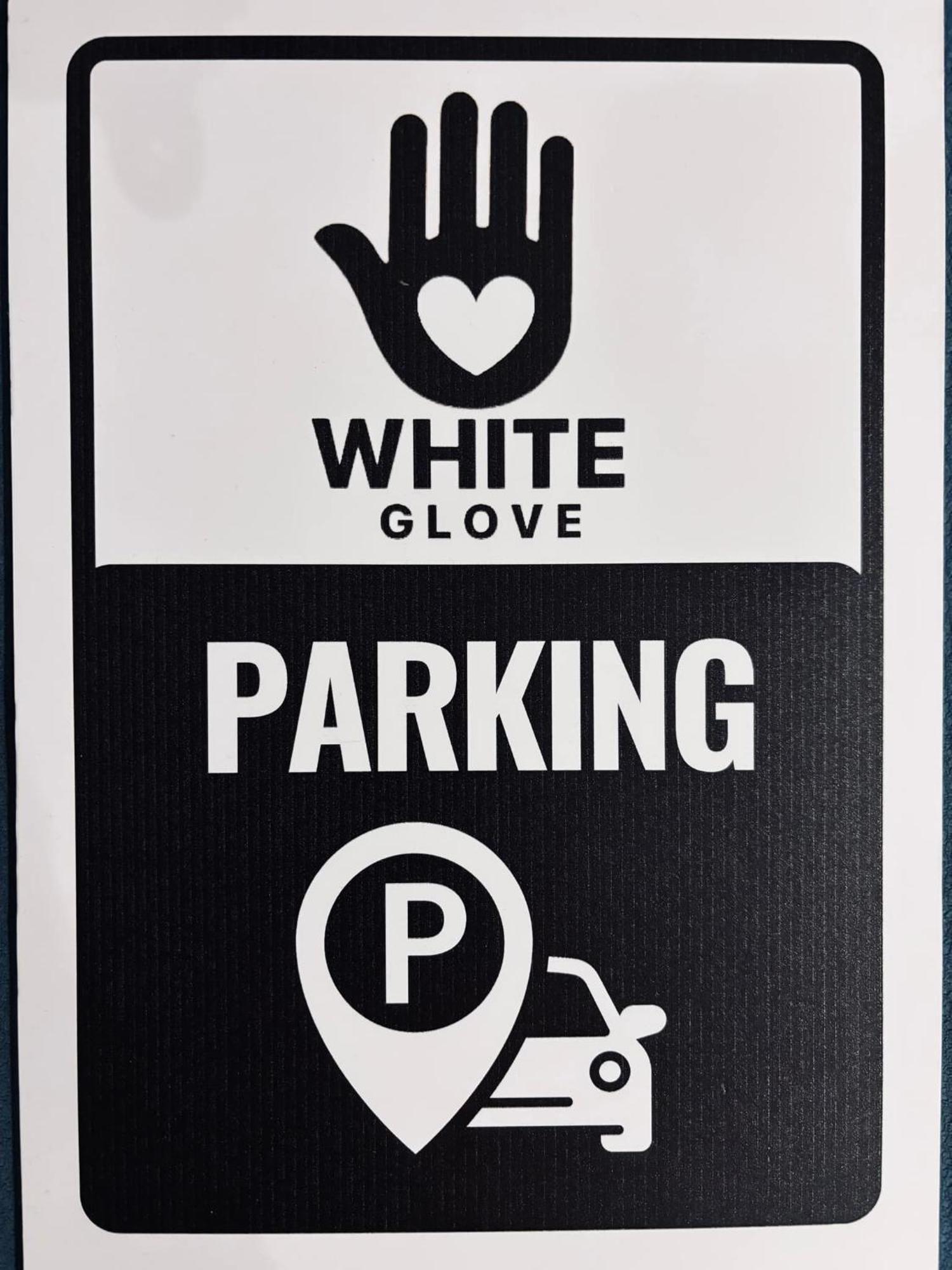 White Glove Deluxe Atlas Arena *
